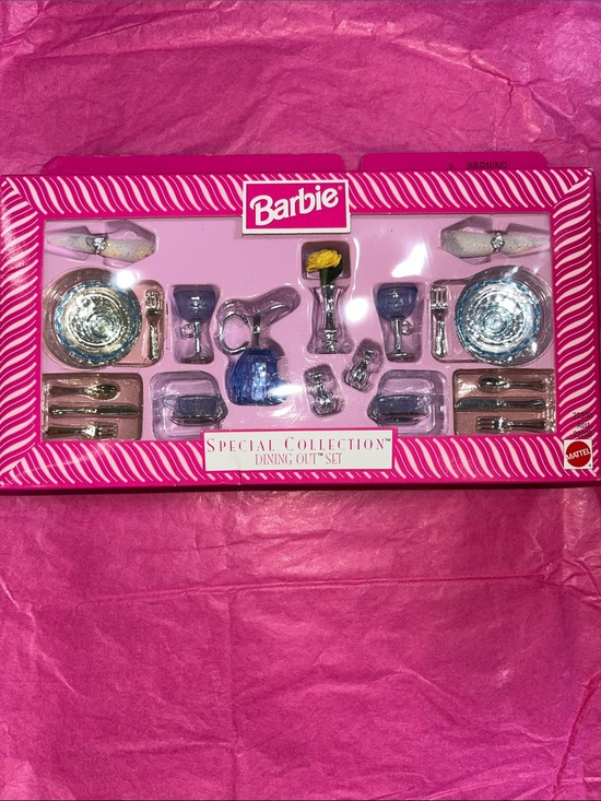 Barbie Other - 1998 Barbie Special Collection Dining Out Set - Blue, Silver and Gold - NRFB